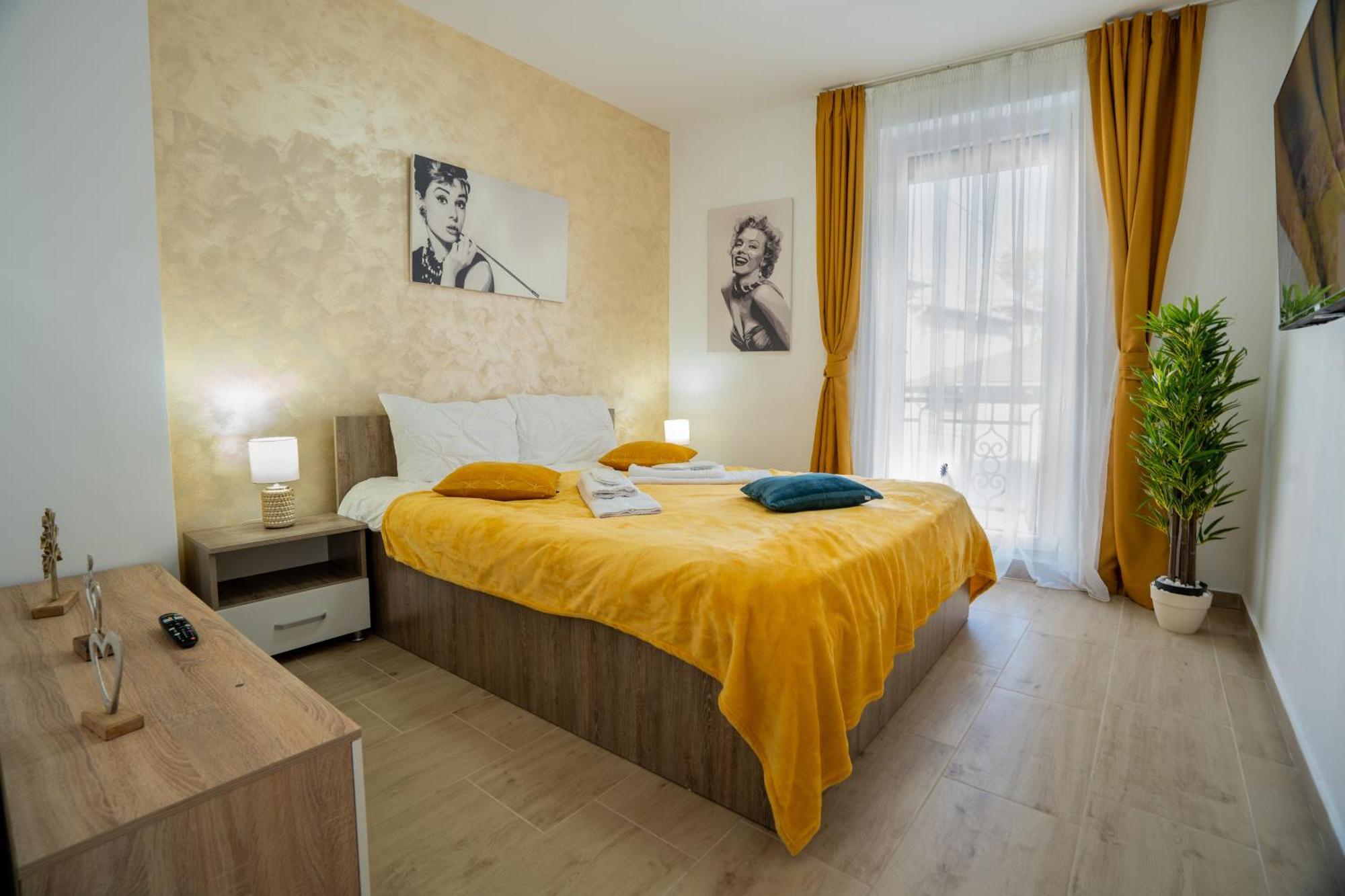 Lovely New Balcony Apartment Cismigiu Park - Pop5 Bucareste Exterior foto