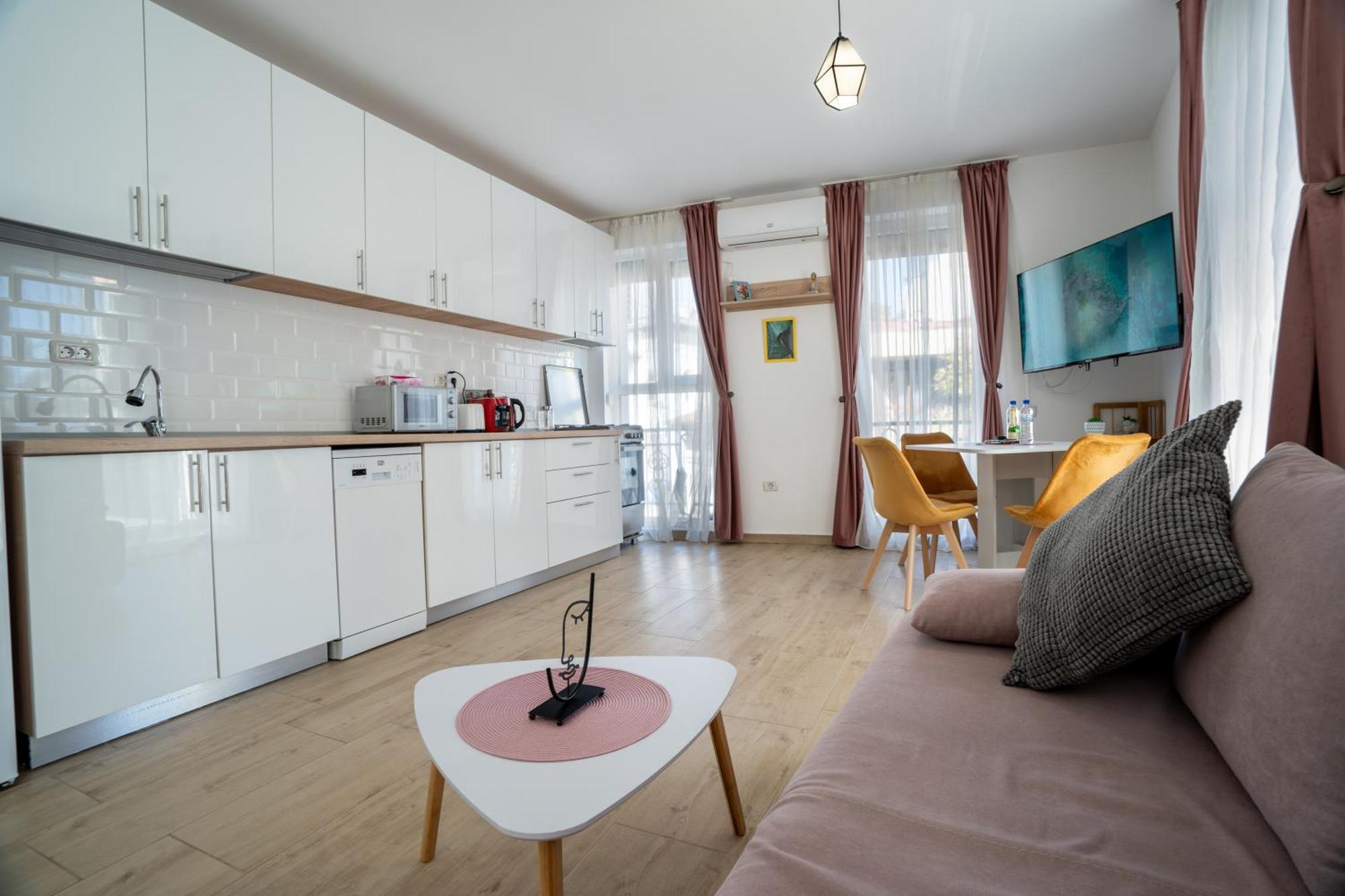 Lovely New Balcony Apartment Cismigiu Park - Pop5 Bucareste Exterior foto