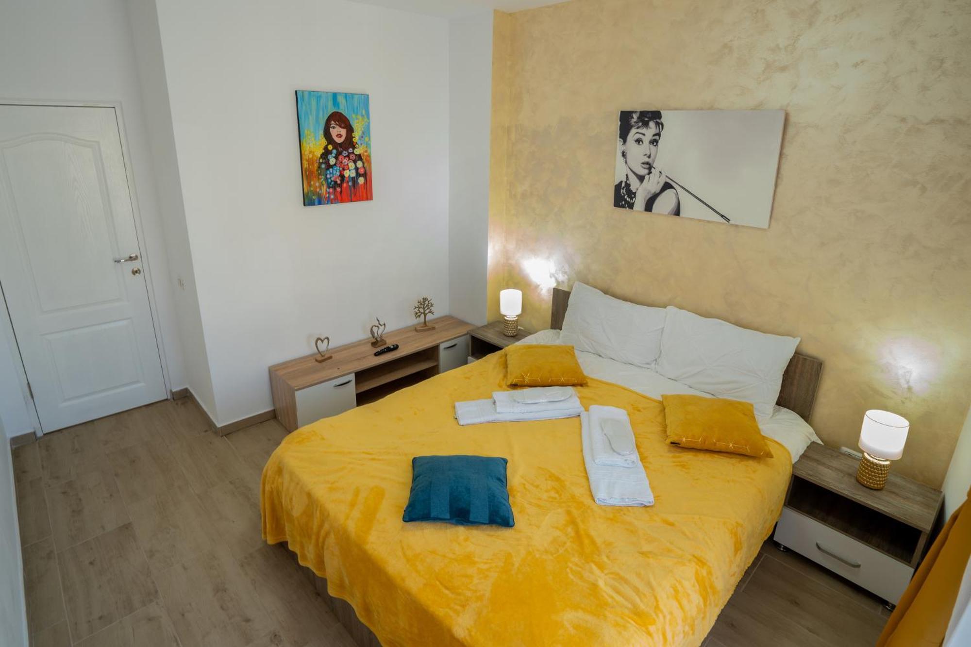Lovely New Balcony Apartment Cismigiu Park - Pop5 Bucareste Exterior foto
